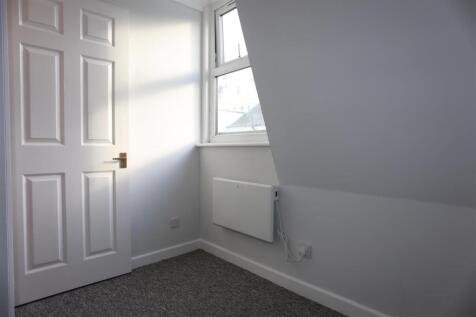 8, 40-41 CASTLE STREET (5).JPG