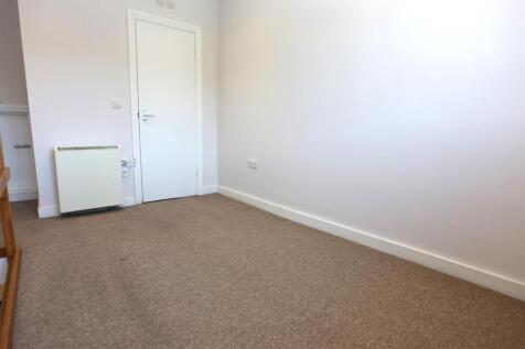 5, 107 Lansdowne Place (15).JPG