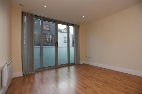 5, 2 St James&#39;s Street Mews Living Room (1).JPG