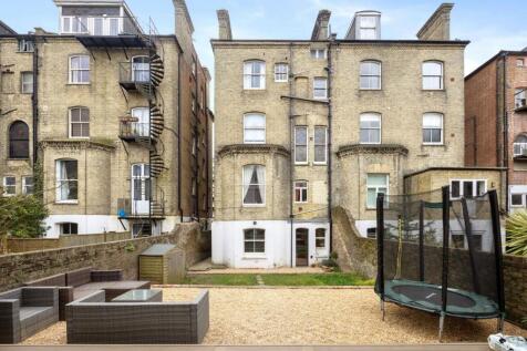 1, 14 Cromwell Road (6).jpeg