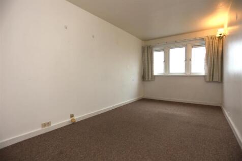 70 St James House new25   (9).JPG