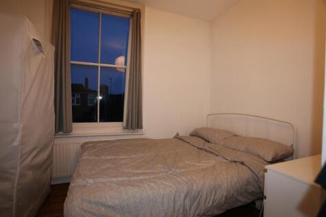 62 RUGBY PLACE (3).JPG