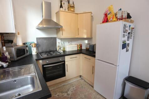 1, 17 Raphael Rd new 25 (5).JPG