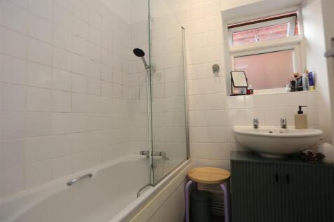 1, 17 Raphael Rd new 25 (1).JPG