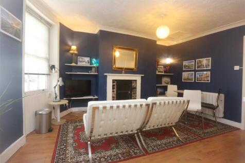 4, 18 Norfolk Sq new25 (6).JPG