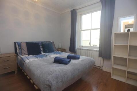 4, 18 Norfolk Sq new25 (2).JPG