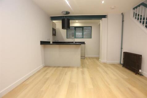 25 Margaret Street new (18).JPG