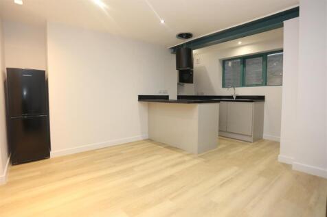 25 Margaret Street new (17).JPG