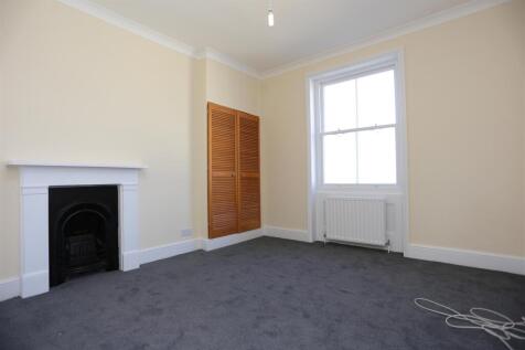 9, 35 Vernon Terrace bed1.jpg