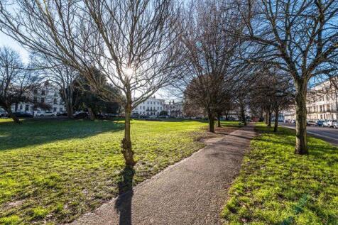 Gen Montpelier Cres.jpg