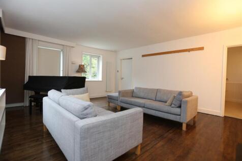 18 Langdale Rd (4).JPG