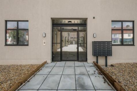 Gemini Show Flats Low Res-46.jpg