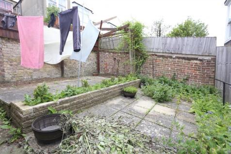 55b Tivoli Cres gared2.jpg