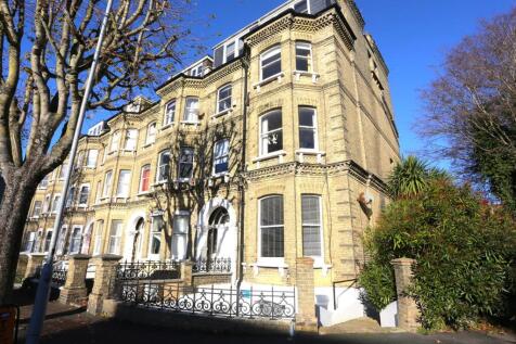 4, 36 Cromwell Road (3).JPG