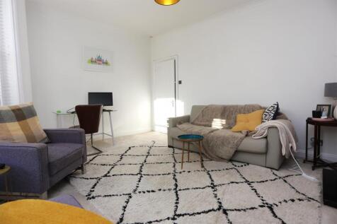 4, 36 Cromwell Road (16).JPG