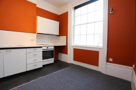 2, 6 Oriental Place (9).JPG