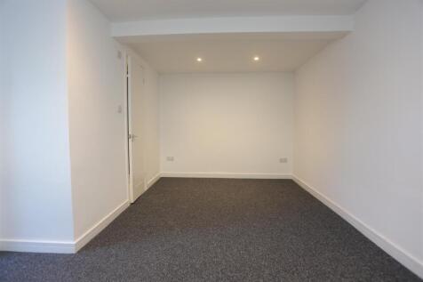 203 Elm Grove (2).JPG