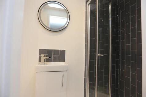 203 Elm Grove (4).JPG