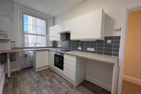 3, 6 SUDELEY PLACE KITCHEN.jpg