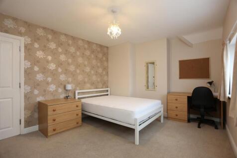 15 Standean Close Bed 2 (2).JPG