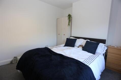 15 BEVENDEAN CRESCENT NEW (8).JPG