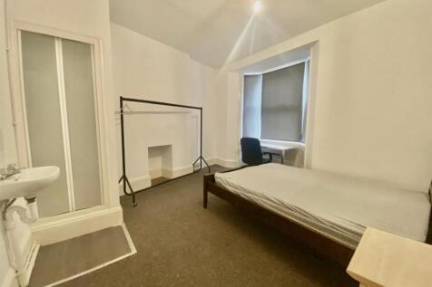 17 Ditch Rd satish.8.jpg