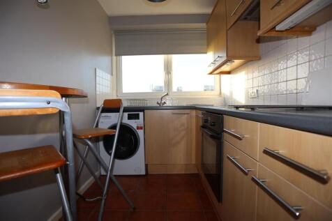 48 GOLDSTONE HOUSE 25 NEW (1).JPG