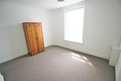Heron bedroom.jpg