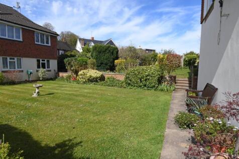 stuart court communal garden.jpg