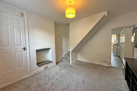 sitting room pic 2.jpg