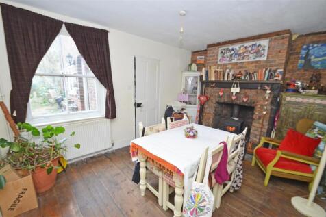 dining room.JPG