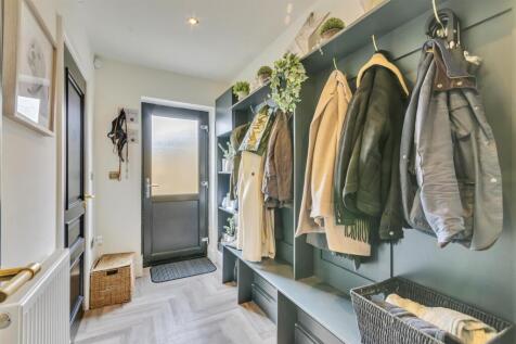 Rear entrance hall