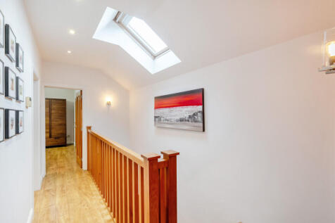 1365838-16-68ed05...