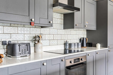 1365402-16-68e917...