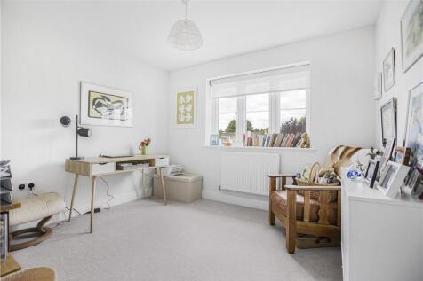Bedroom/Study