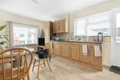 300a Kitchen