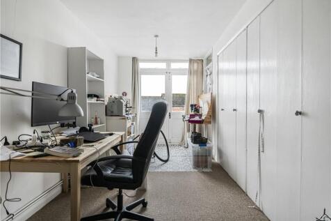 298 Bedroom