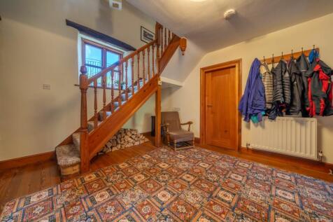 INNER HALLWAY