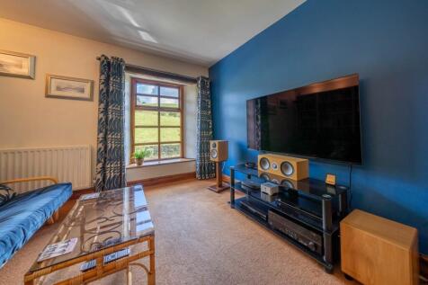BEDROOM/SNUG
