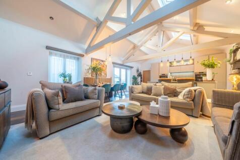 KITCHEN, DINING, LIVING AREA