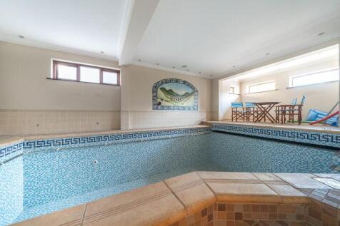 POOL ROOM