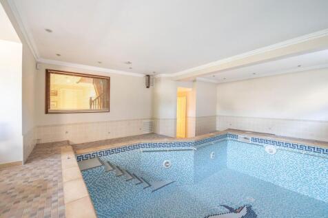 POOL ROOM