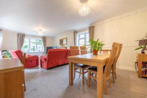 SITTING DINING ROOM