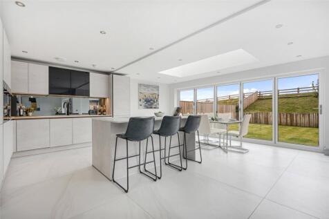 Dining/Kitchen A