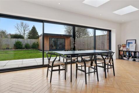 Living Kitchen C