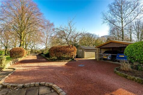 Drive/ Garage