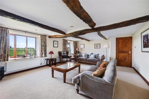 Living Room (A)