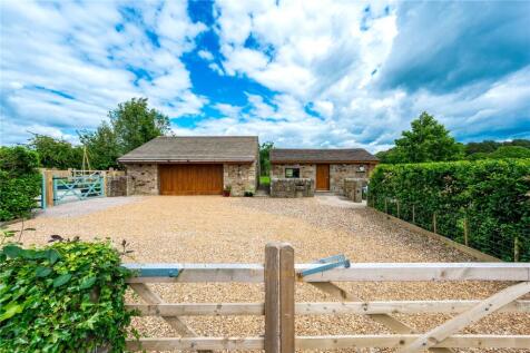 Garage /Outbuilding