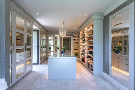 Master Dressing Room
