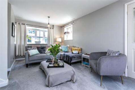Cottage Lounge